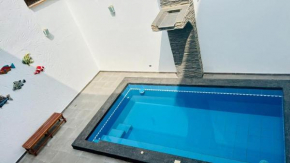 Large beach house with swimming pool and bbq